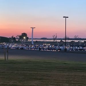 Meet your Posher, Niialanai